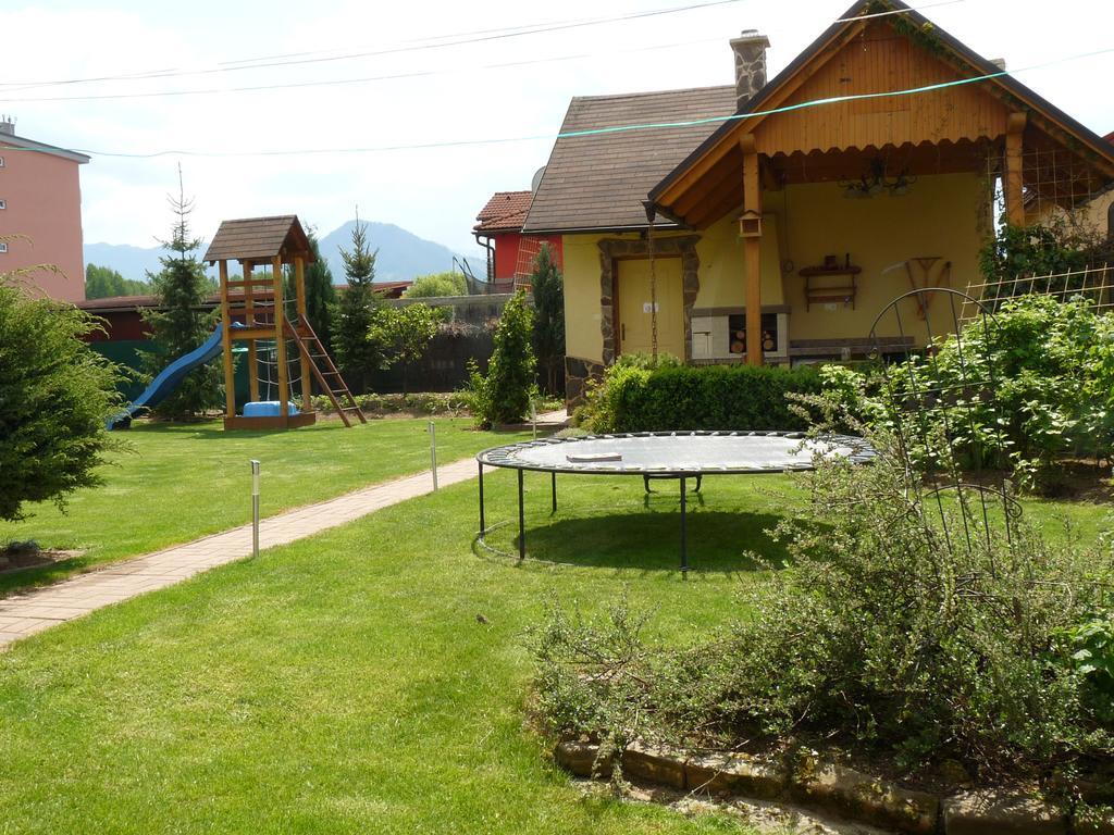 דירות Liptovský Mikuláš Privat Inka מראה חיצוני תמונה